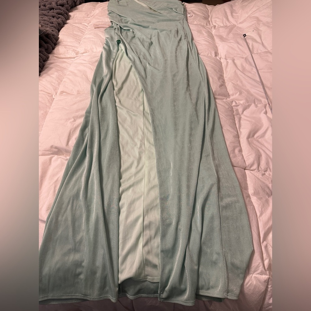 Katie May Los Angeles A Cut Above Gown - NWT - Size L Mint Green One-Shoulder - Picture 5 of 13